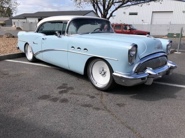 1954 Buick Special (Red/Black)