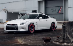 Nissan GT-R 8K