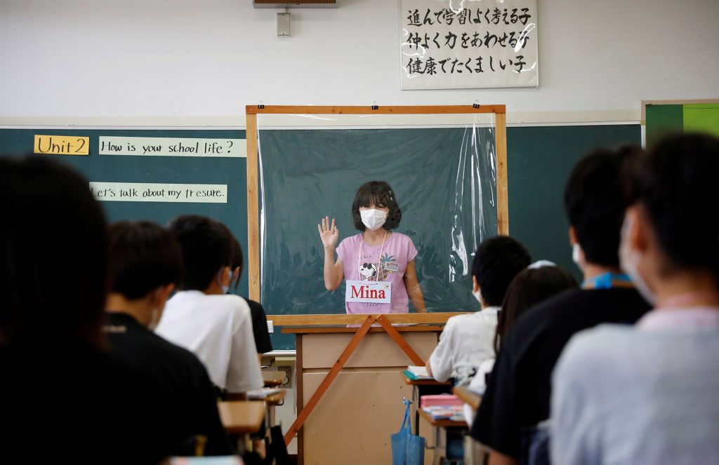 Sekolah Menengah Jepang Siap Berbicara Tentang Kesehatan Mental Di Kelas