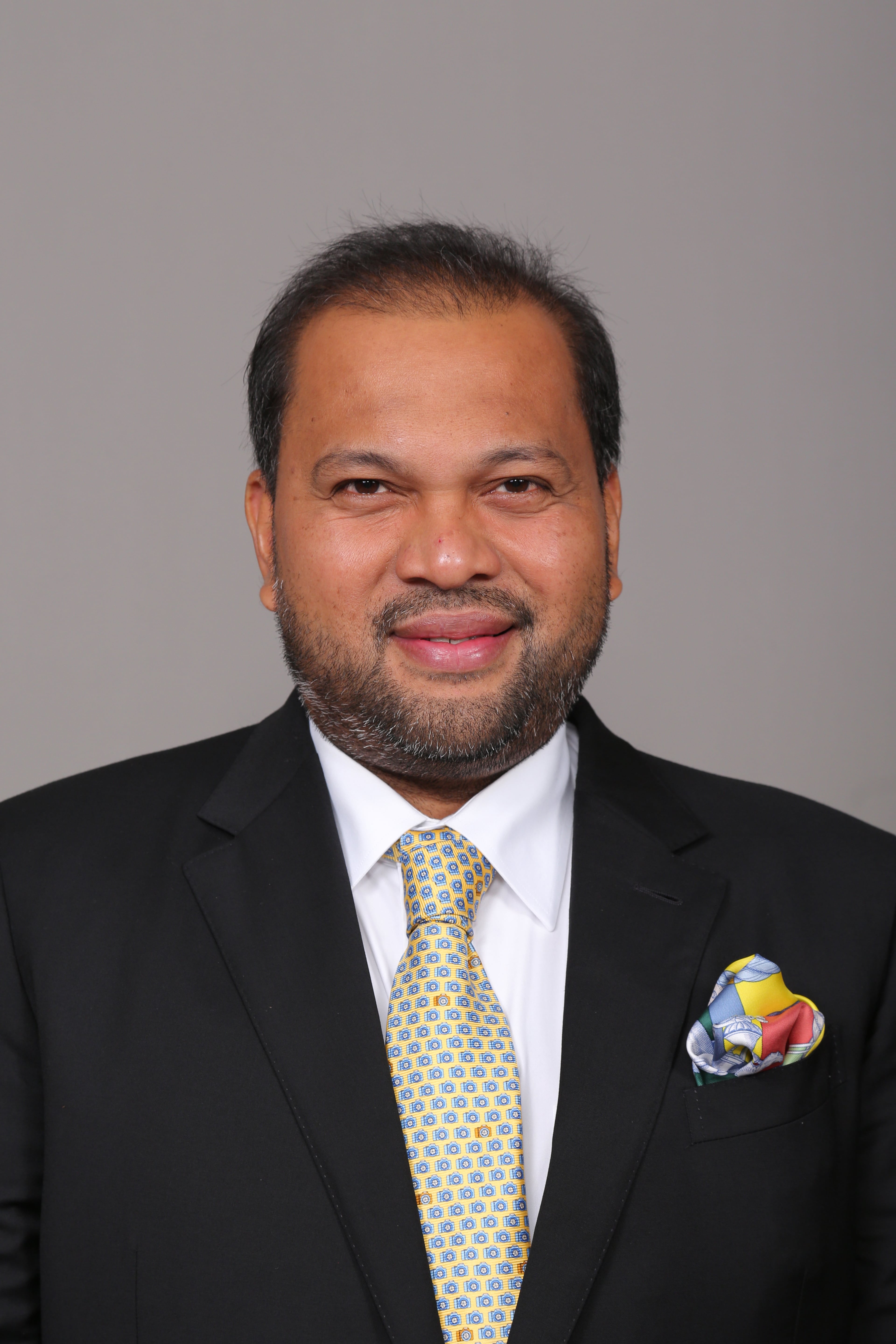 Photo - YB Datuk Iskandar Dzulkarnain bin Abdul Khalid - Click to open the Member of Parliament profile