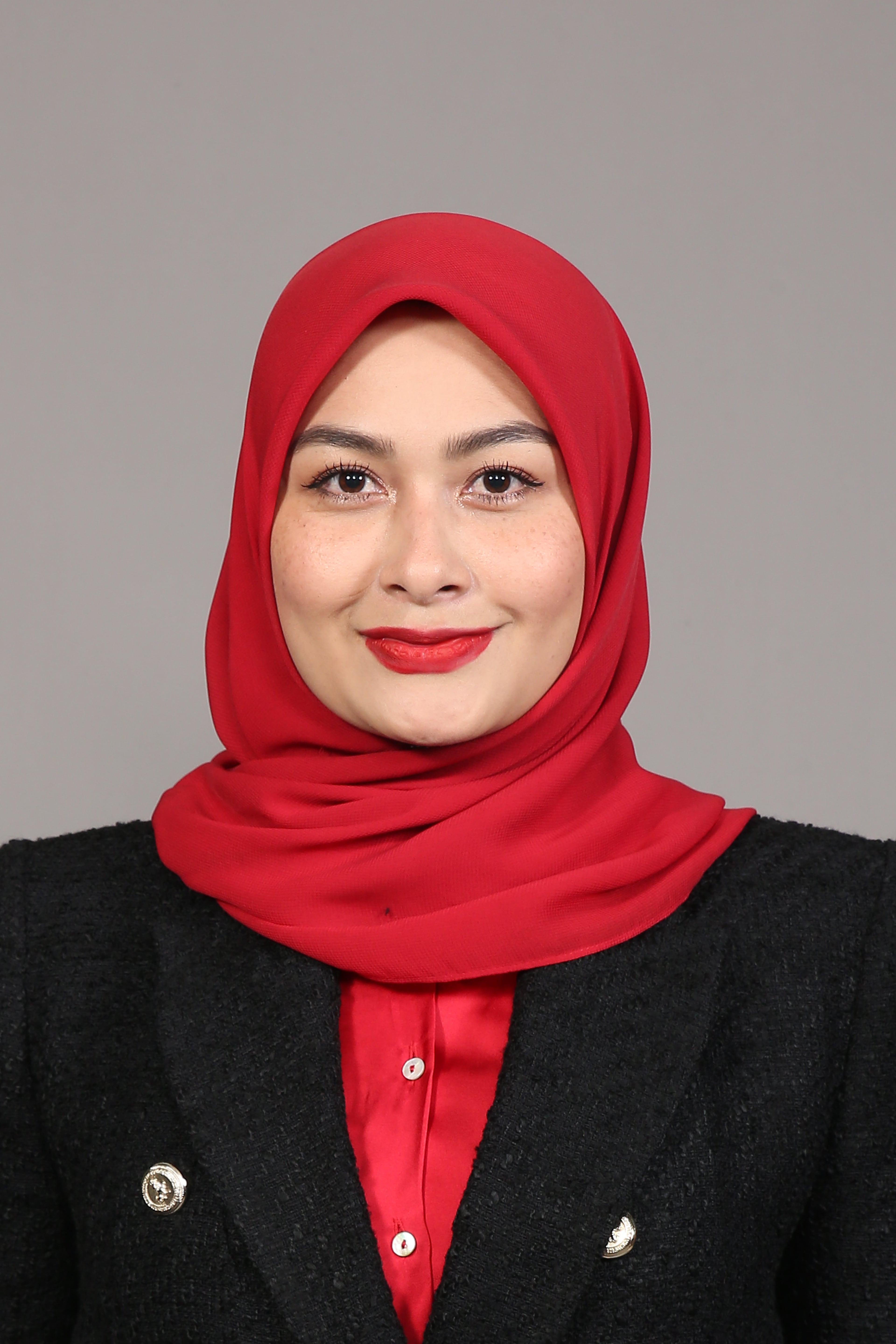 Photo - YB Puan Young Syefura binti Othman - Click to open the Member of Parliament profile