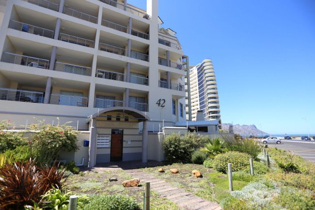 Holiday Rentals & Accommodation - Self Catering - South Africa - Helderberg - Cape Town