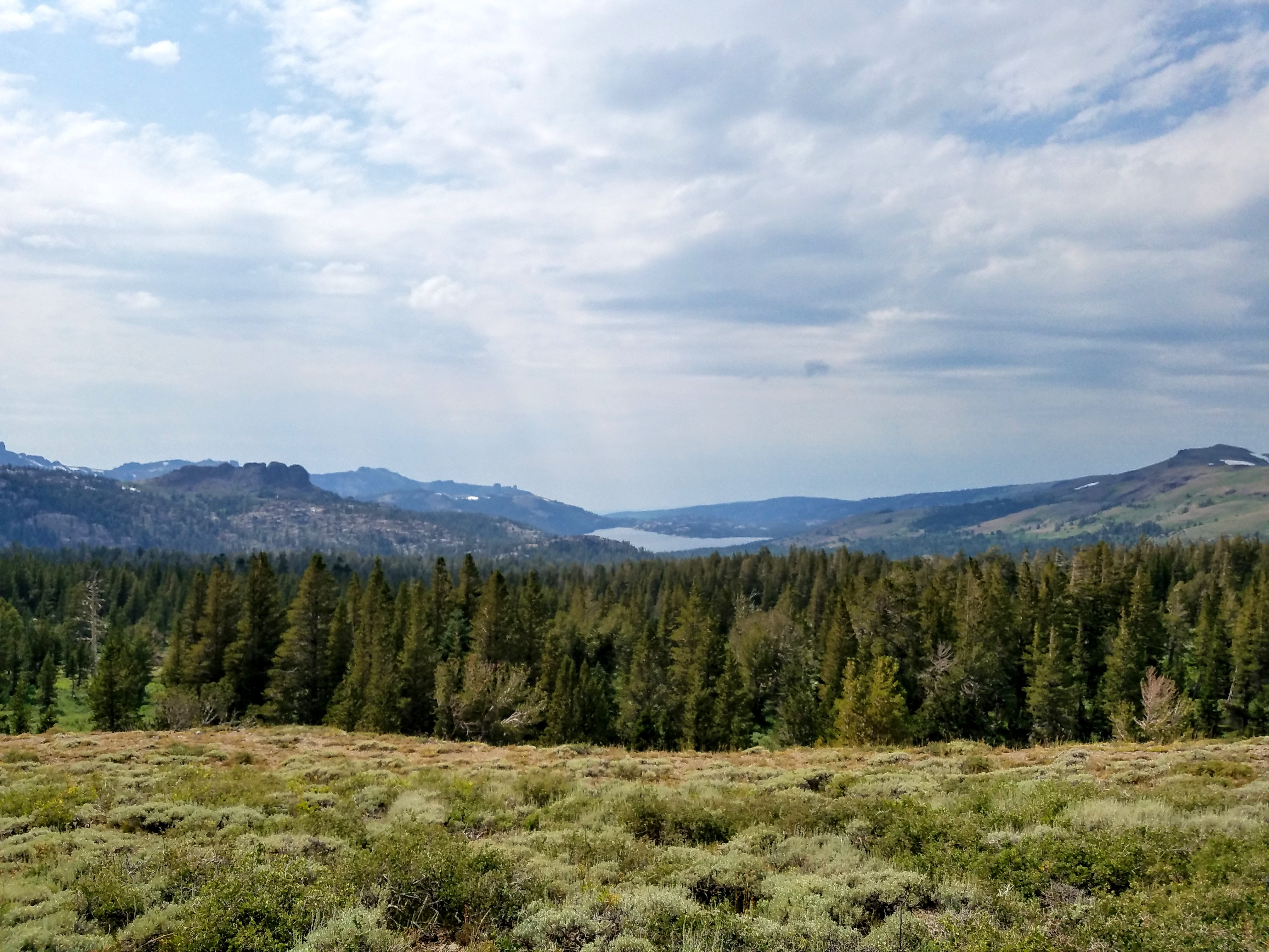 winnemucca lake hike in mokelumne wilderness