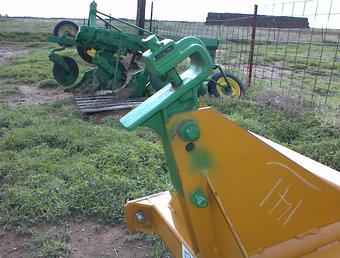 John Deere - 801 Hitch Equipment Tower (2)