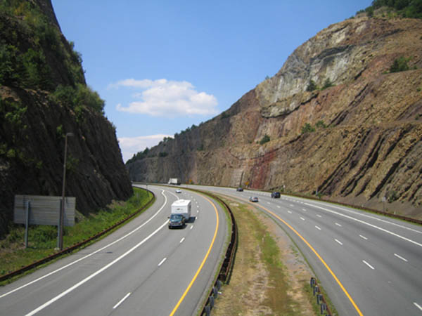 Sideling Hill Roadcut front view