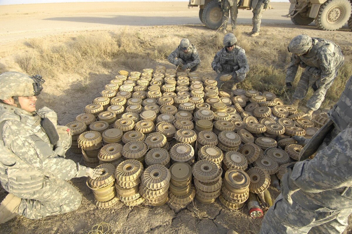 Report: Trump Administration To Allow US Troops To Use Landmines By ...