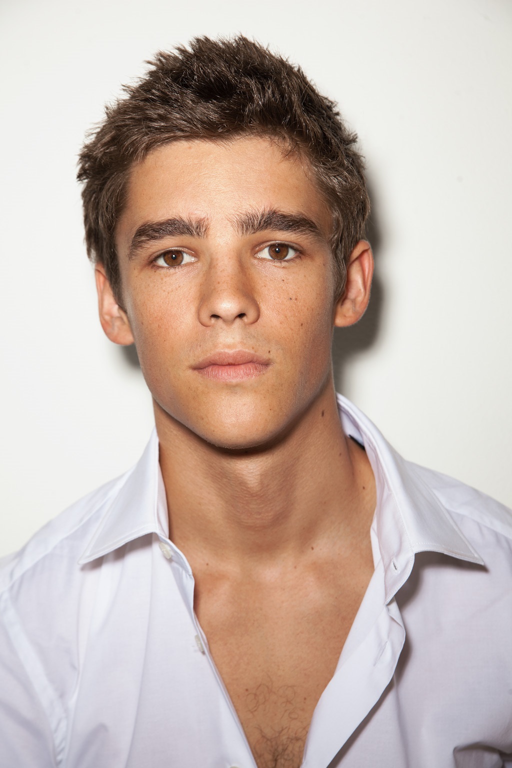 Only Hot Actors: Brenton Thwaites - From Australia to the USA