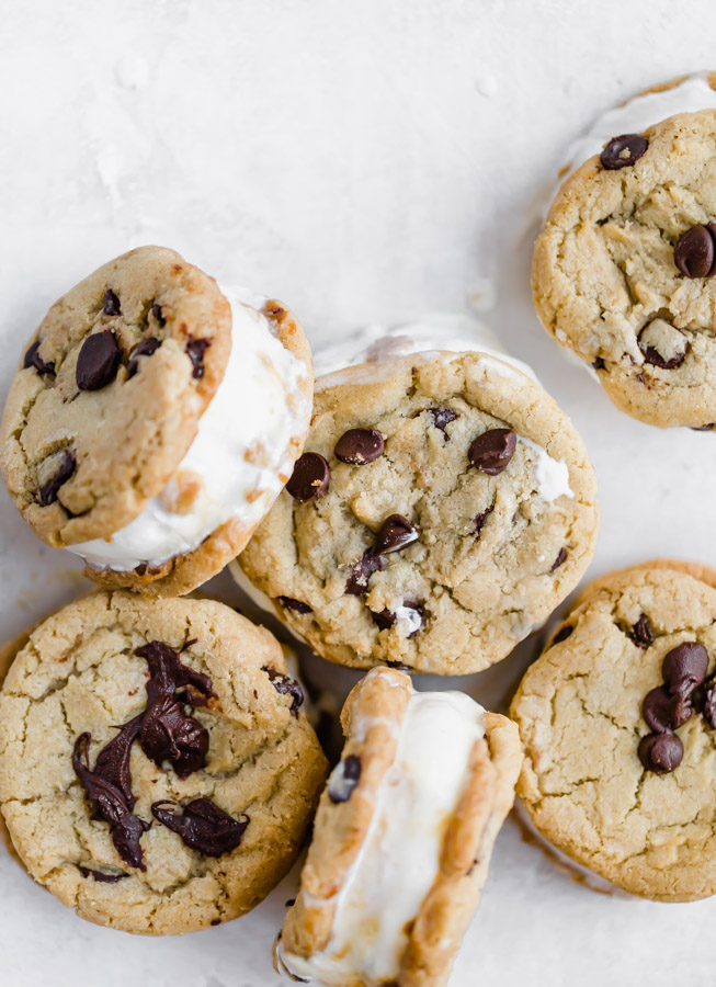 Vanilla Caramel Swirl Ice Cream Sandwiches - Recipes Today