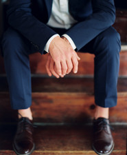 groom with no socks