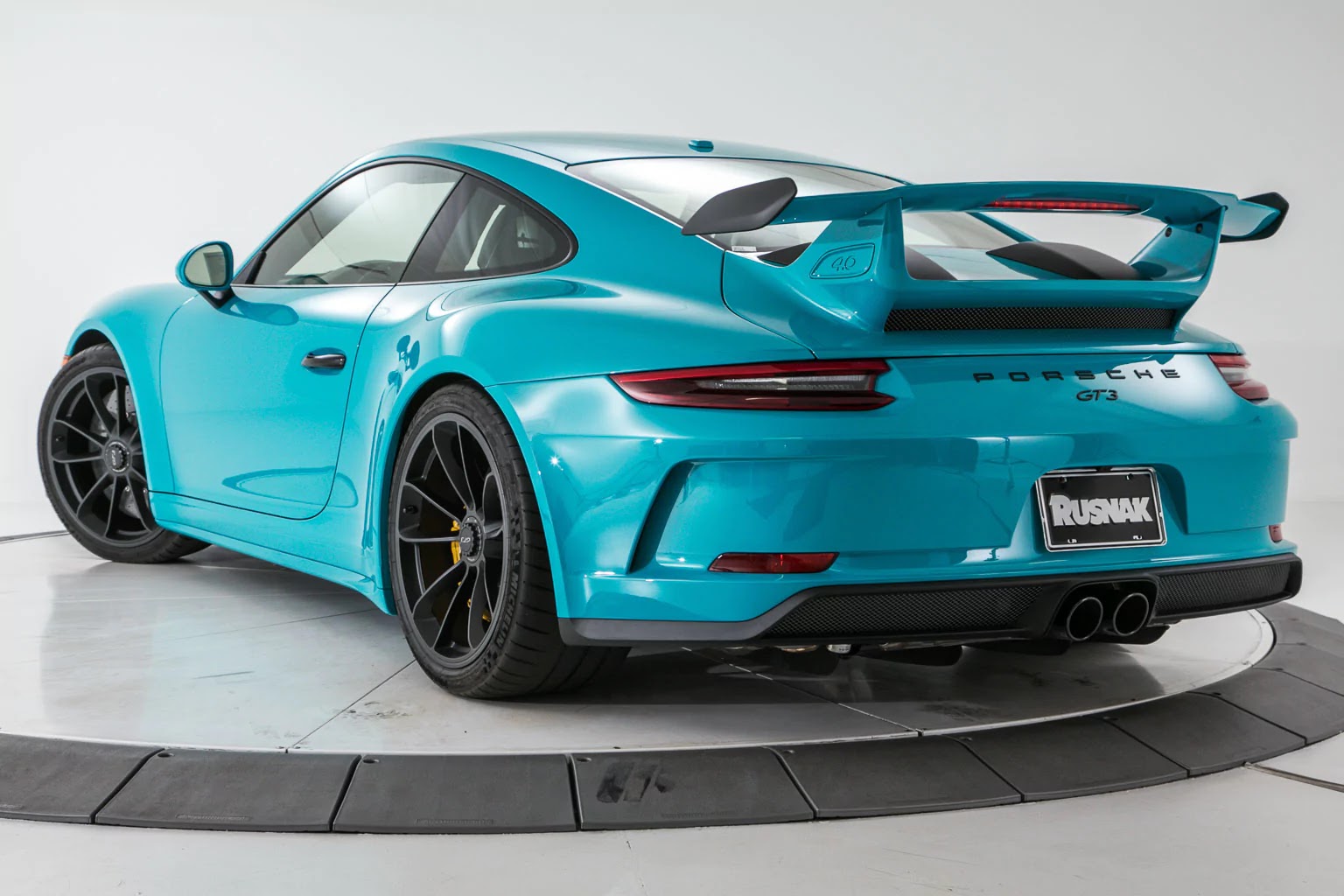 Porsche 911 Blue Colors