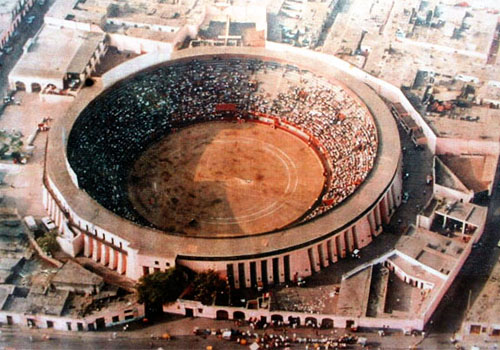 Inauguración de la Plaza de Toros de Acho