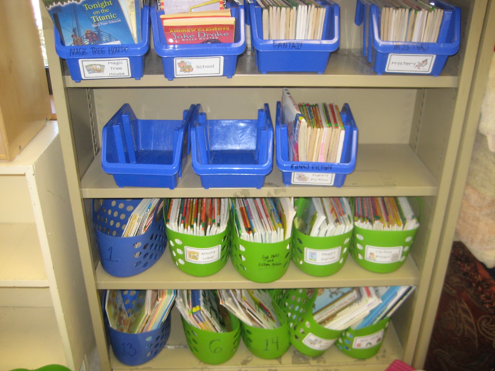 Mischief Managed: Classroom Library Organized!!