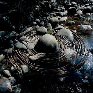 give | grace | green | grow: ANDY GOLDSWORTHY | ENVIROMENTAL ARTIST