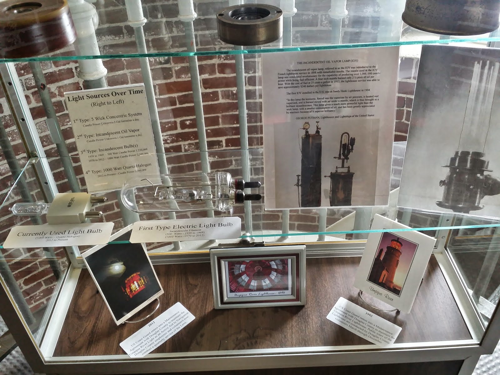 Umpqua River Lighthouse display