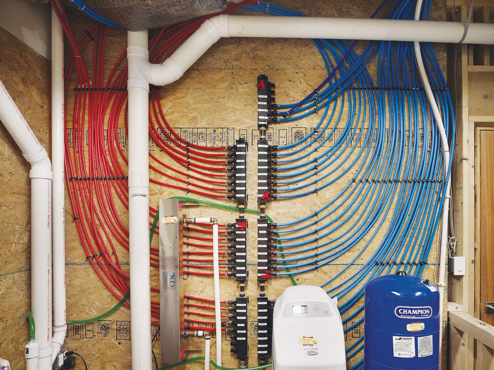 REHOBOTH FARM: DIY: A Product Review: Pex Plumbing Manifold - Building