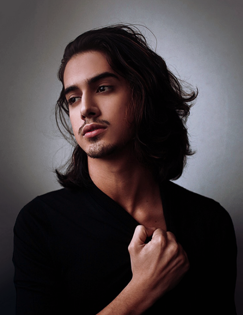 Avan Jogia