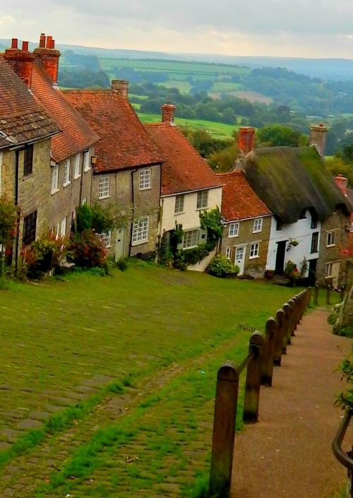 Gold Hill, Shaftesbury, Dorset, England, UK