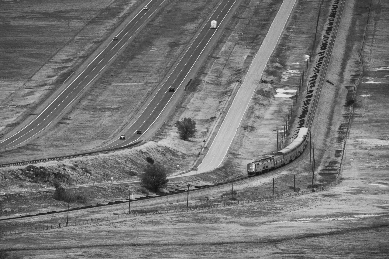 railwayhistorical:
“Amtrak’s Southwest Chief—as seen from Wagon Mound
Walking up this relatively small mesa was more difficult than I had imagined it would be—due to rocky footing and my not being accustomed to the altitude of more than 6200 feet. In...