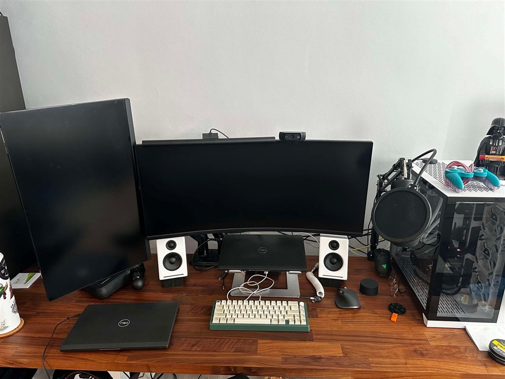 WFH / Gaming Setup thumbnail