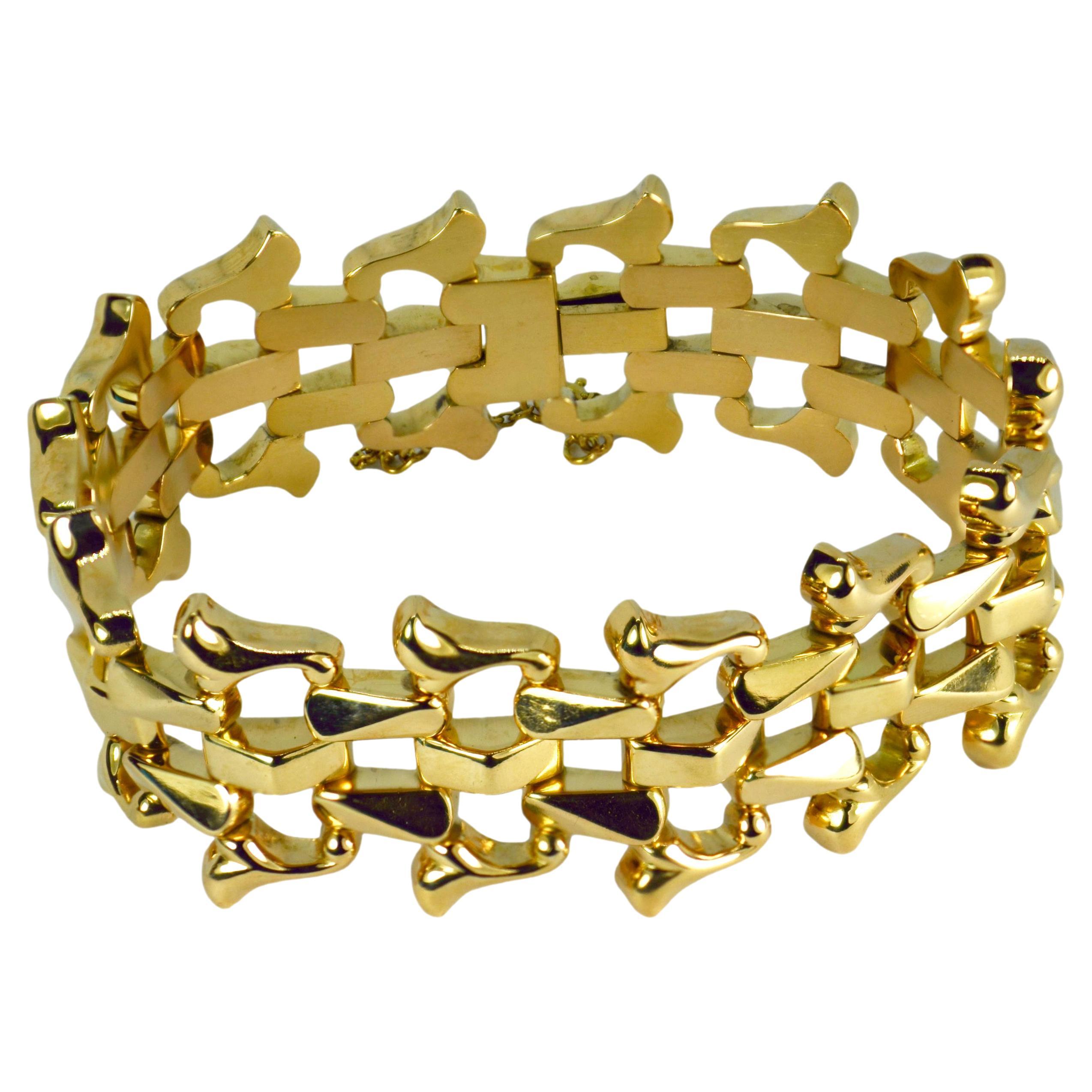 18 Karat Yellow Gold Retro Link Bracelet