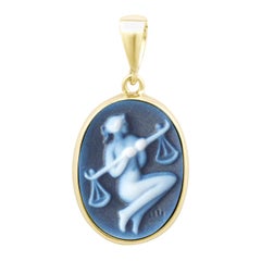 18 Karat Yellow Gold Hand-Carved Libra Zodiac Agate Cameo Pendant Necklace