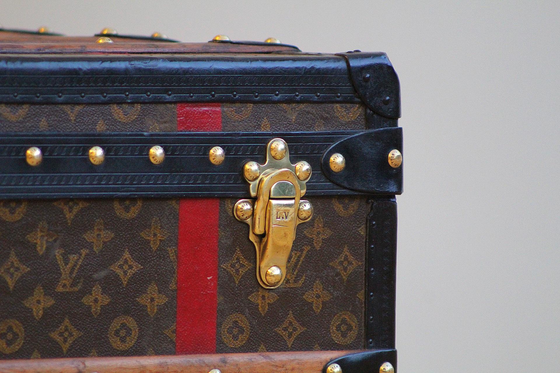 1910s Louis Vuitton Monogram Courier Steamer Trunk  For Sale 3