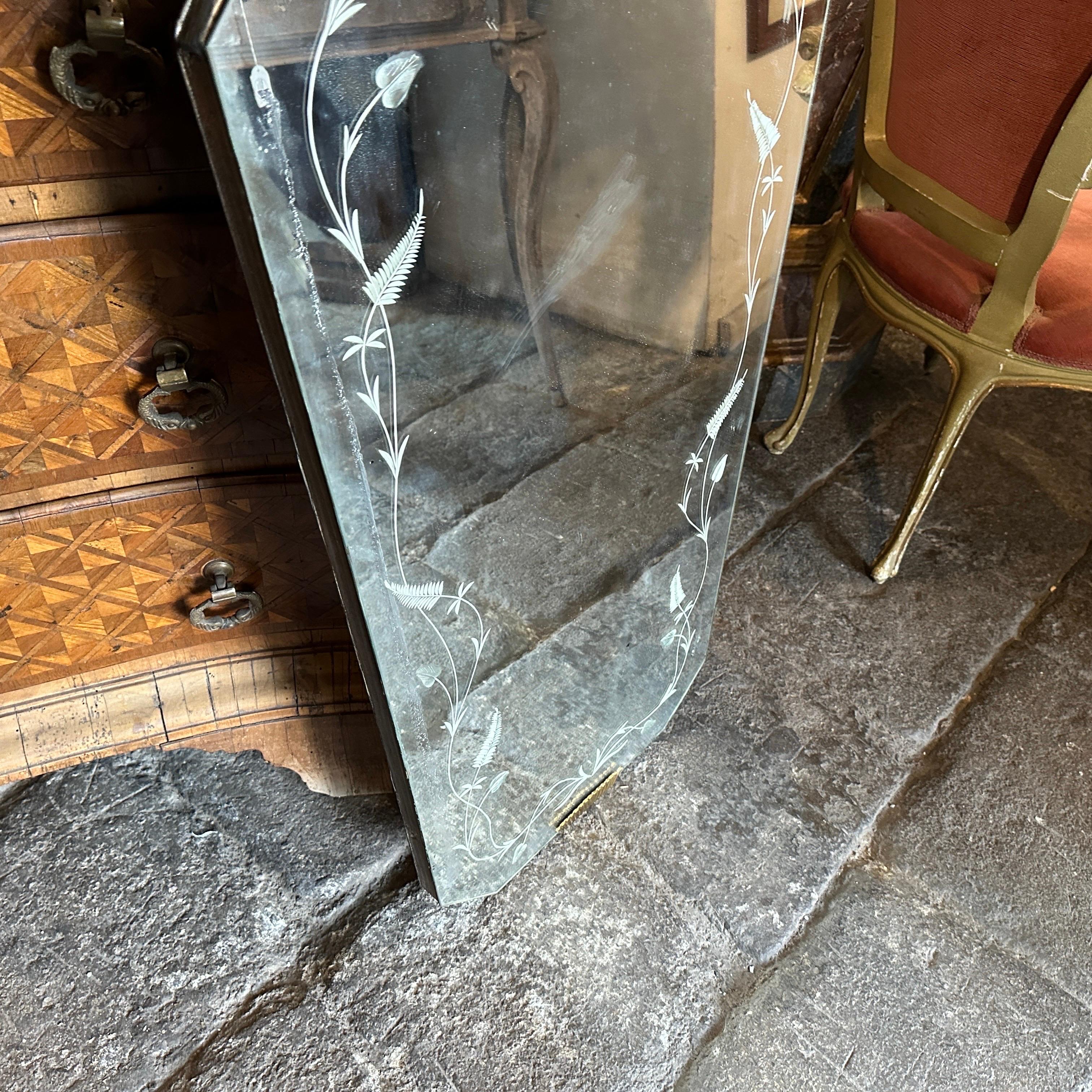 1930s Art Deco Brass and Etched Glass Hexagonal Italian Wall Mirror For ...