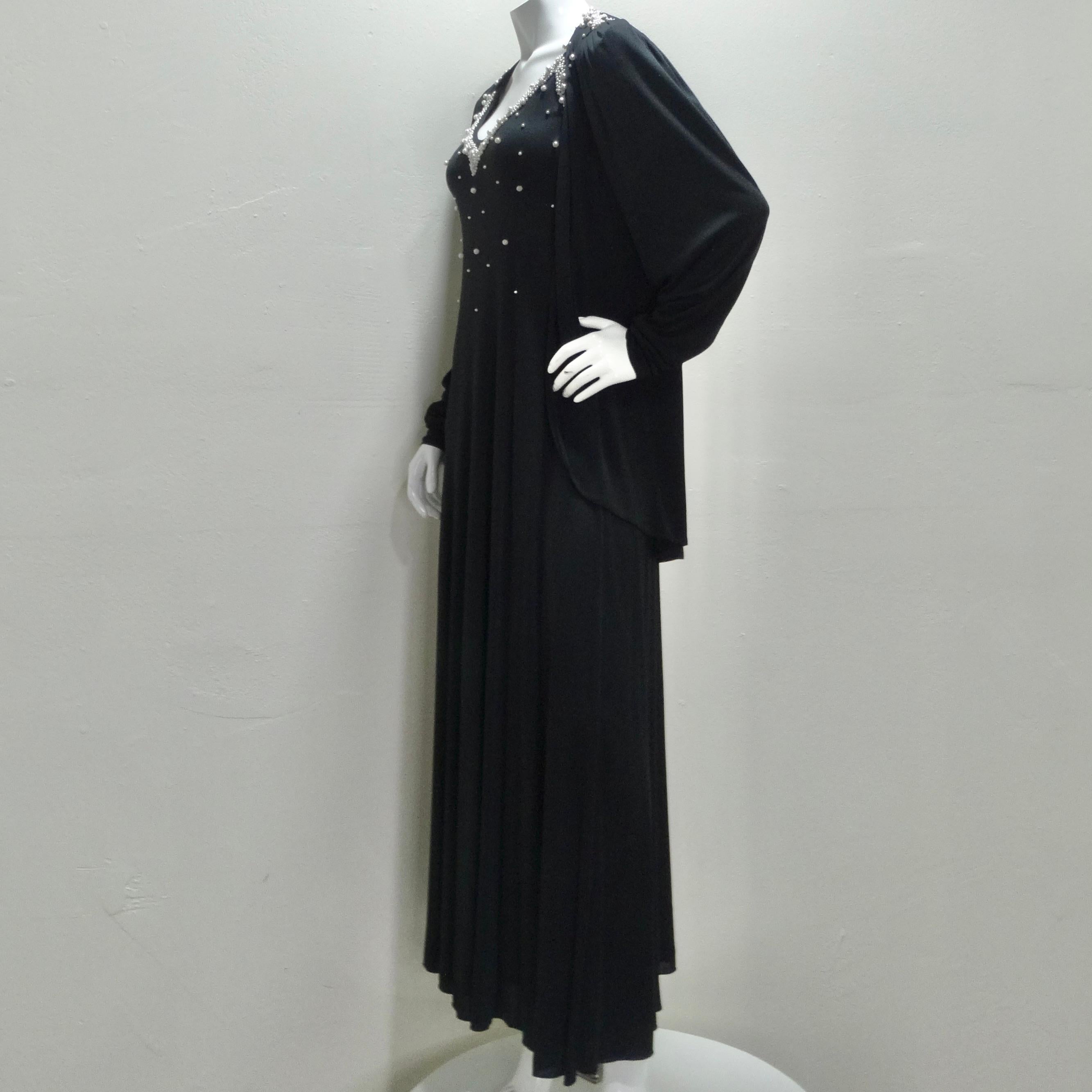 1980er Jahre Schwarzes perlenbesetztes Maxikleid und Strickjacke-Set im Angebot 5