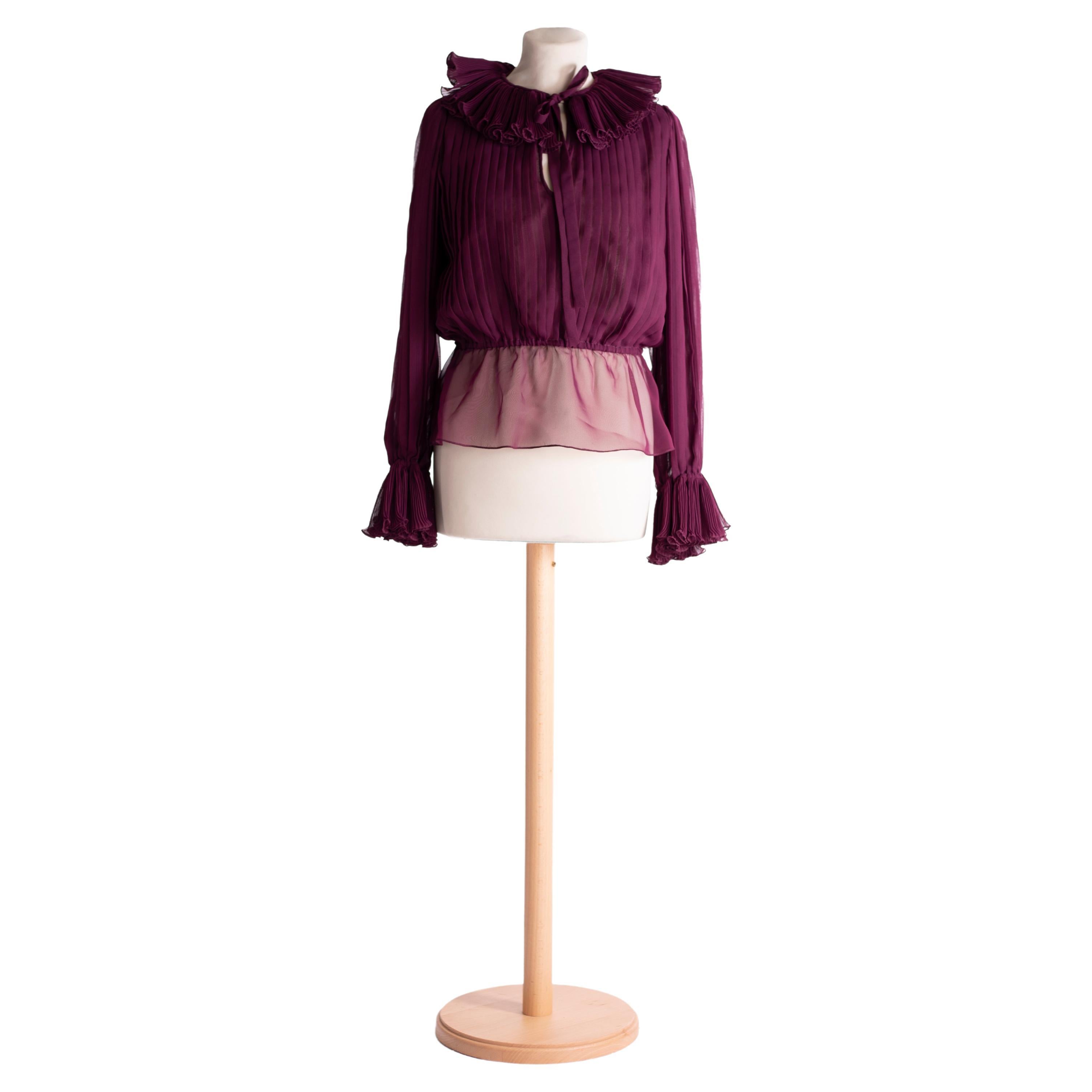 SPECIAL HOLIDAY PRICE: 1990s Oscar de la Renta plum blouse 