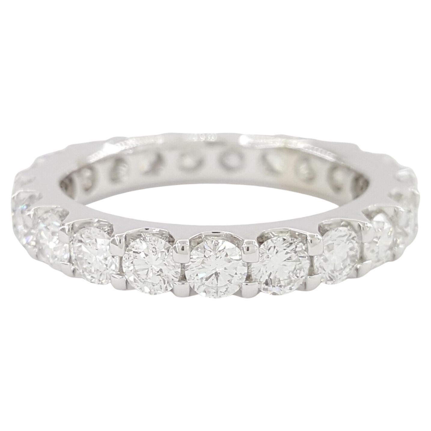 2 Carat Eternity Band Ring In New Condition In Rome, IT