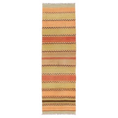 Tapis de couloir Kilim turc vintage à rayures rouges, vertes, jaunes et oranges