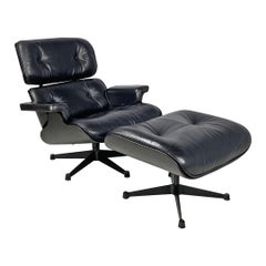 Italian modern black leather and metal lounge chair 670 671 Eames for ICF, 1970s