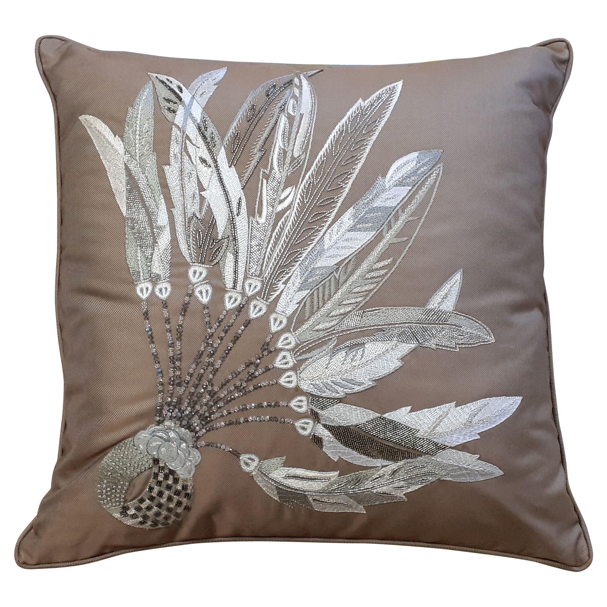 Exceptional Hermès Cushion Pillow Brazil Feathers Pattern Silk Coton Embroidered