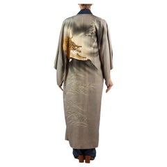 1950S Oyster Grey & Navy Silk Hand-Painted Tiger Robe