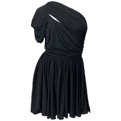 John Galliano - Mini robe noire asymétrique style grec vintage avec épaules asymétriques, taille 42 6/8, années 2000