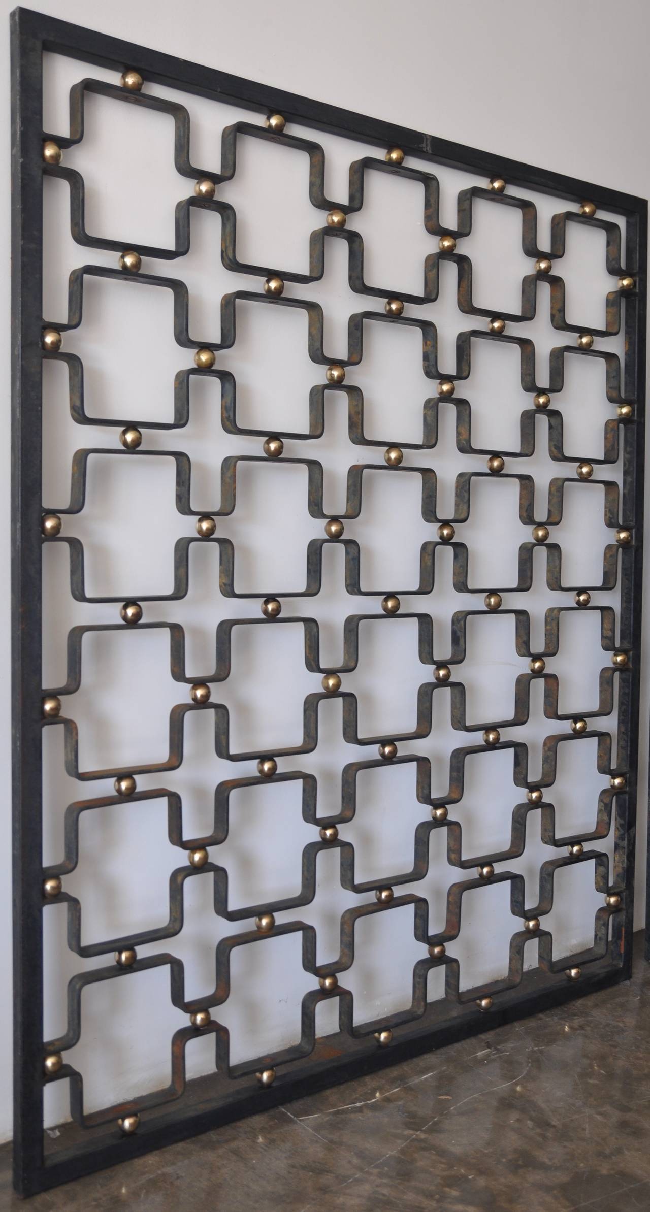 Pair of Wrought Iron and Brass Screens by Jean Royère, France, 1950s For Sale 3