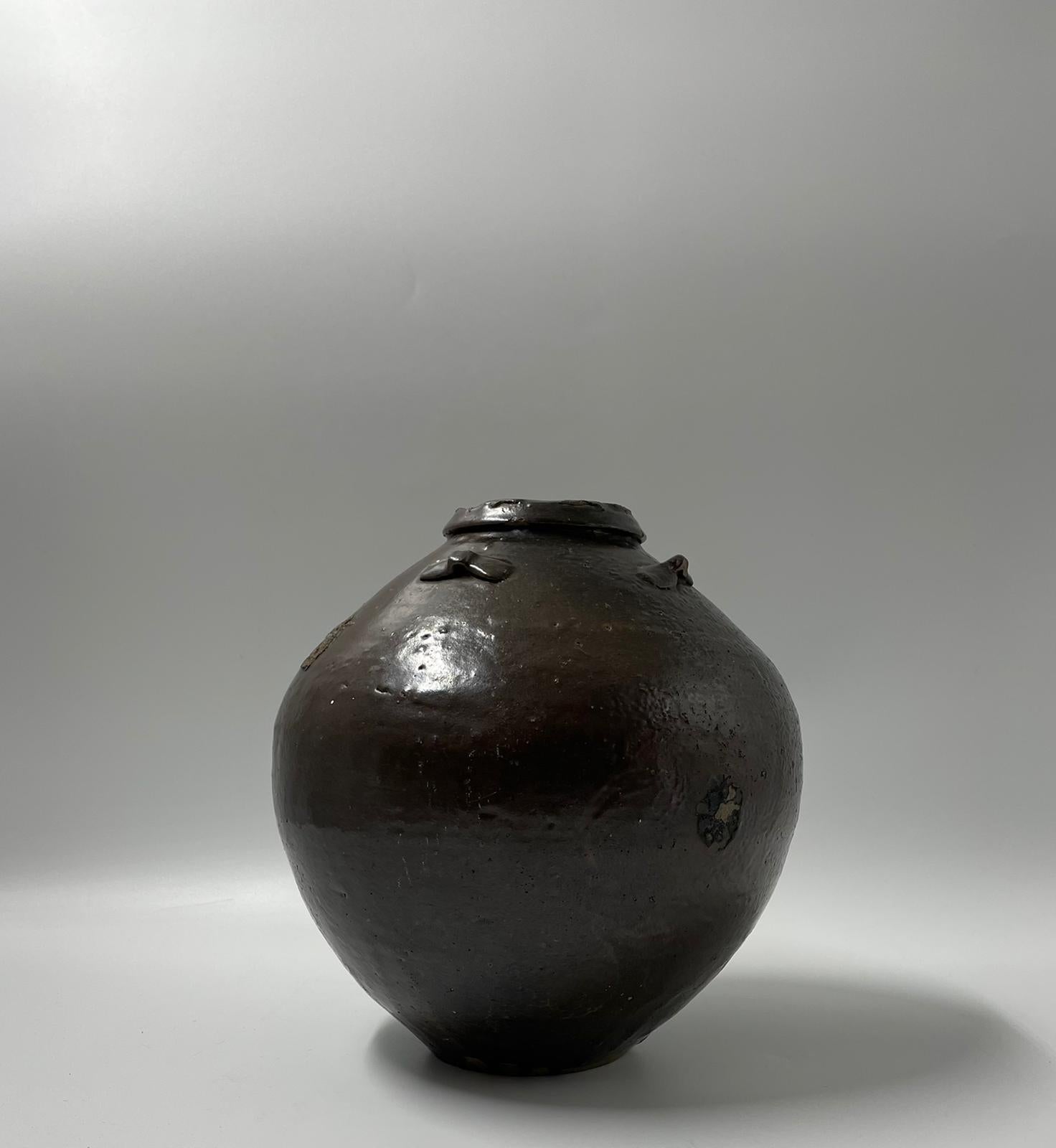 martaban jar in pakistan