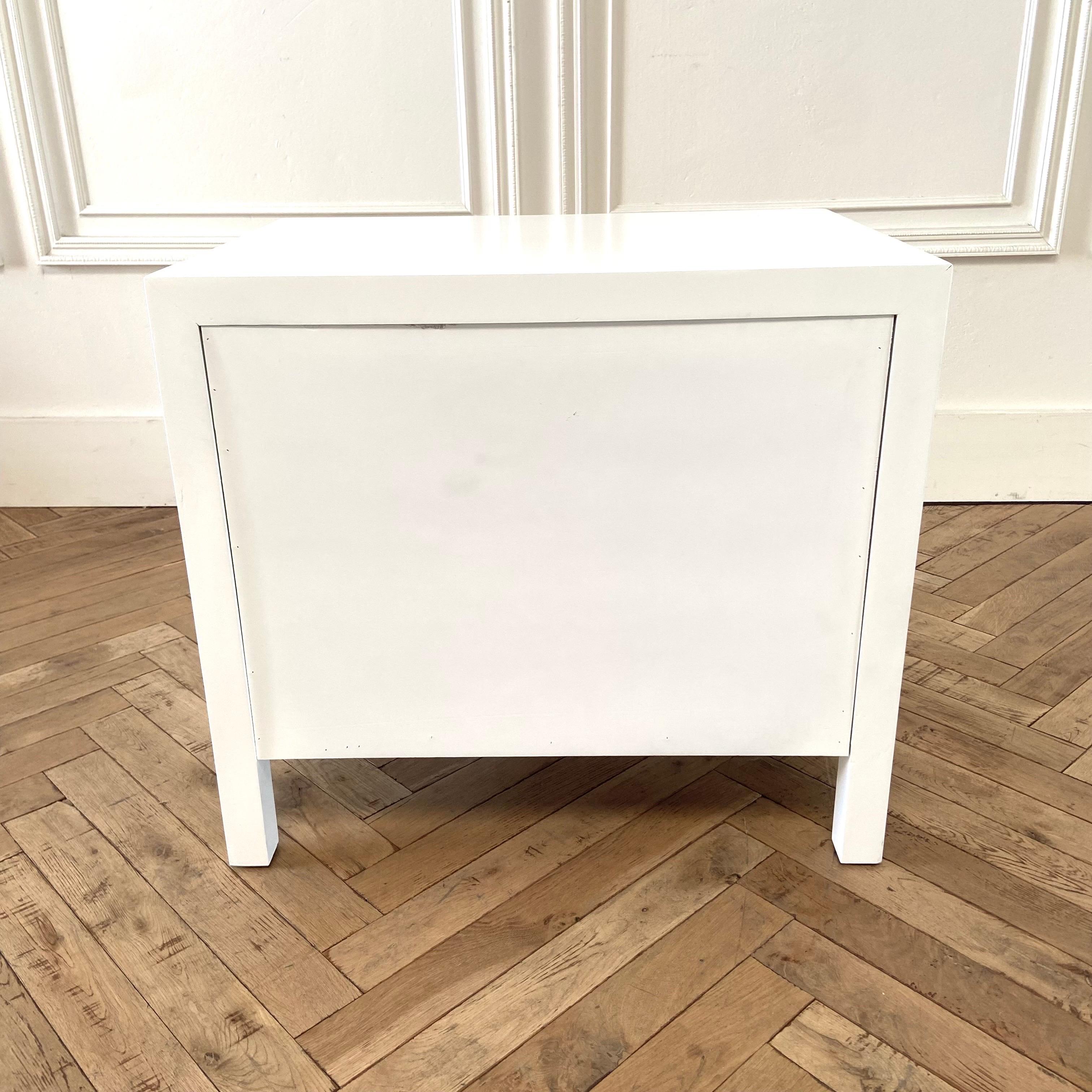 Customizable Modern White 3 Drawer Night Stands  In New Condition In Brea, CA