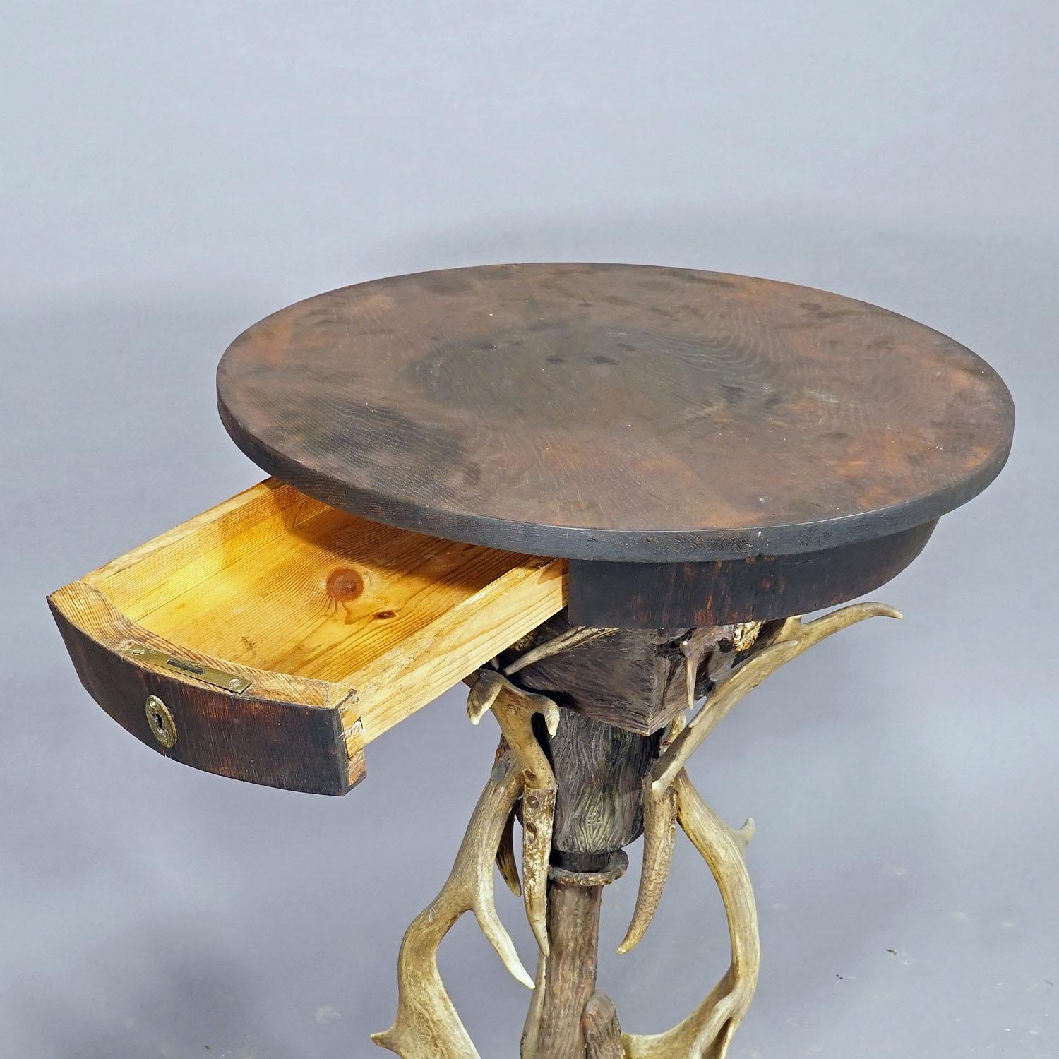 19th Century Elaborate Handmade Black Forest Style Antler Side Table ca. 1900 For Sale