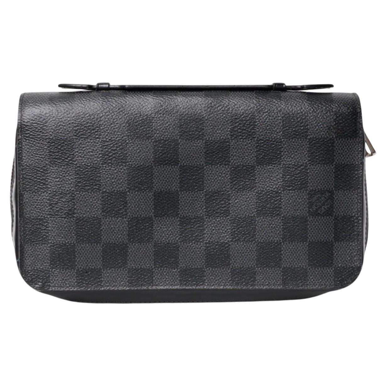 Louis Vuitton Clutch Zippy Damier Graphite