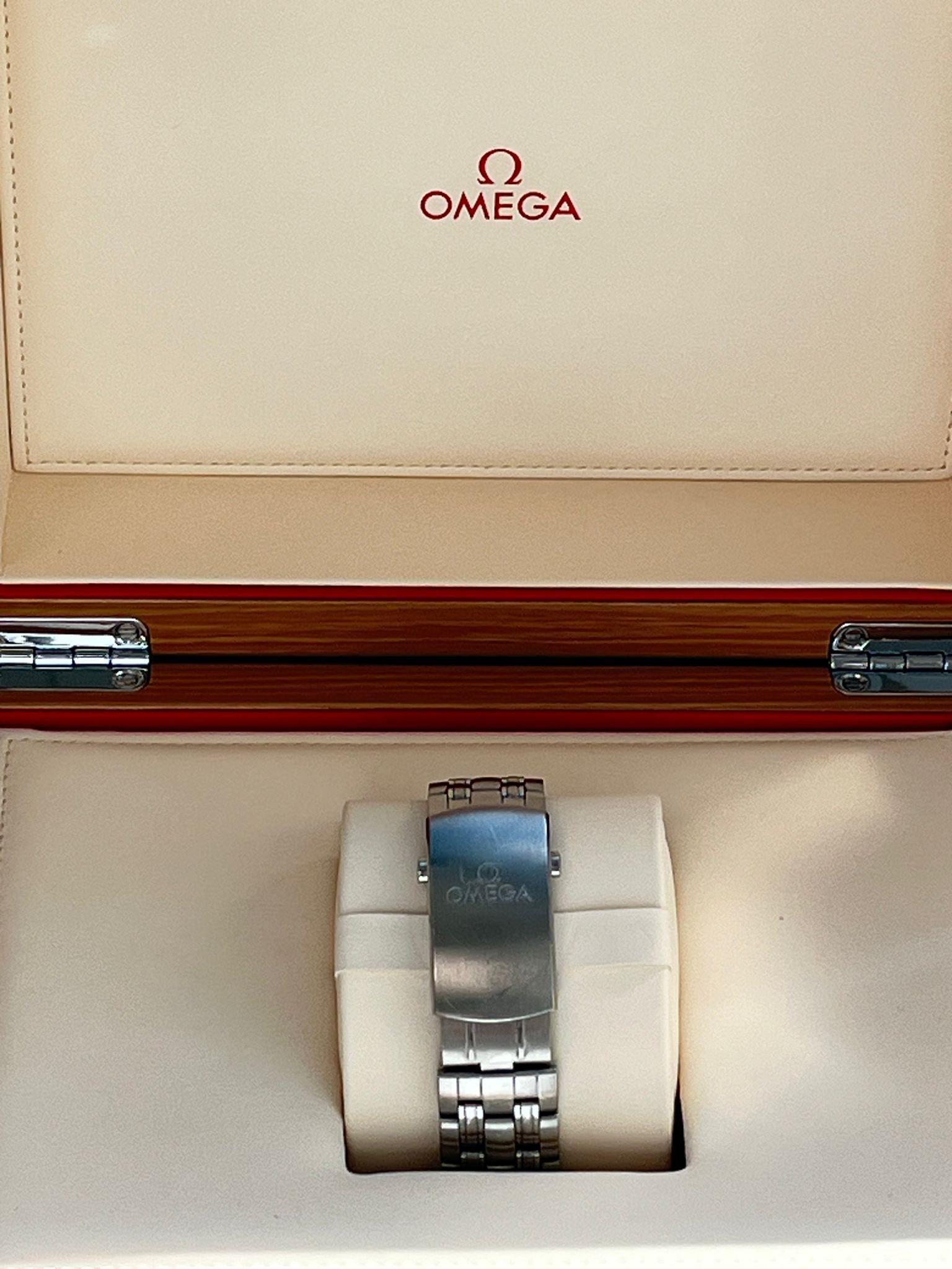 Omega Seamaster Diver 300M 41mm Blue Bezel Blue Dial Watch 212.30.41.20.03.001 For Sale 8