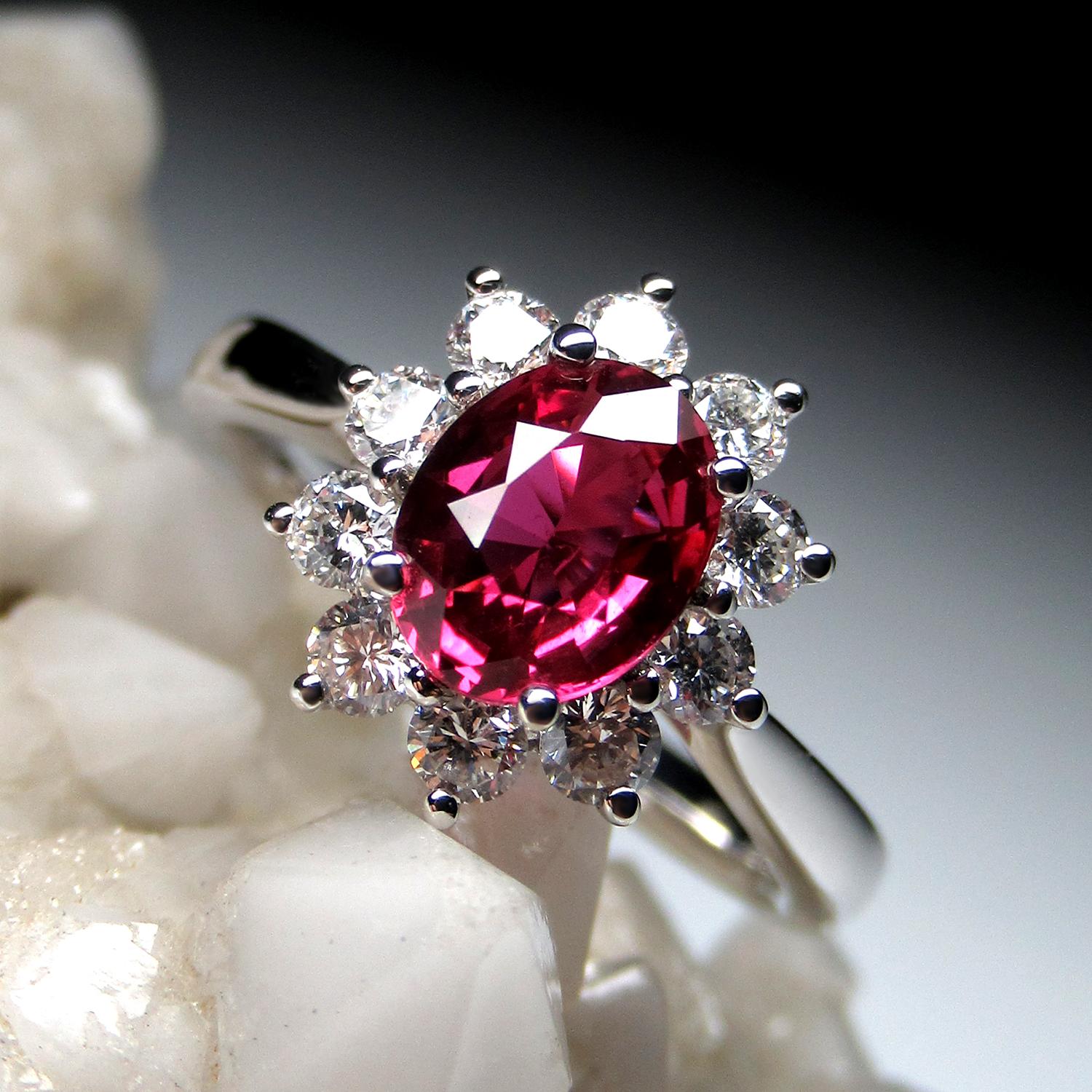 Women's or Men's Ring Burmese Unheated Ruby natural Gold Promise Engagement ring For Sale