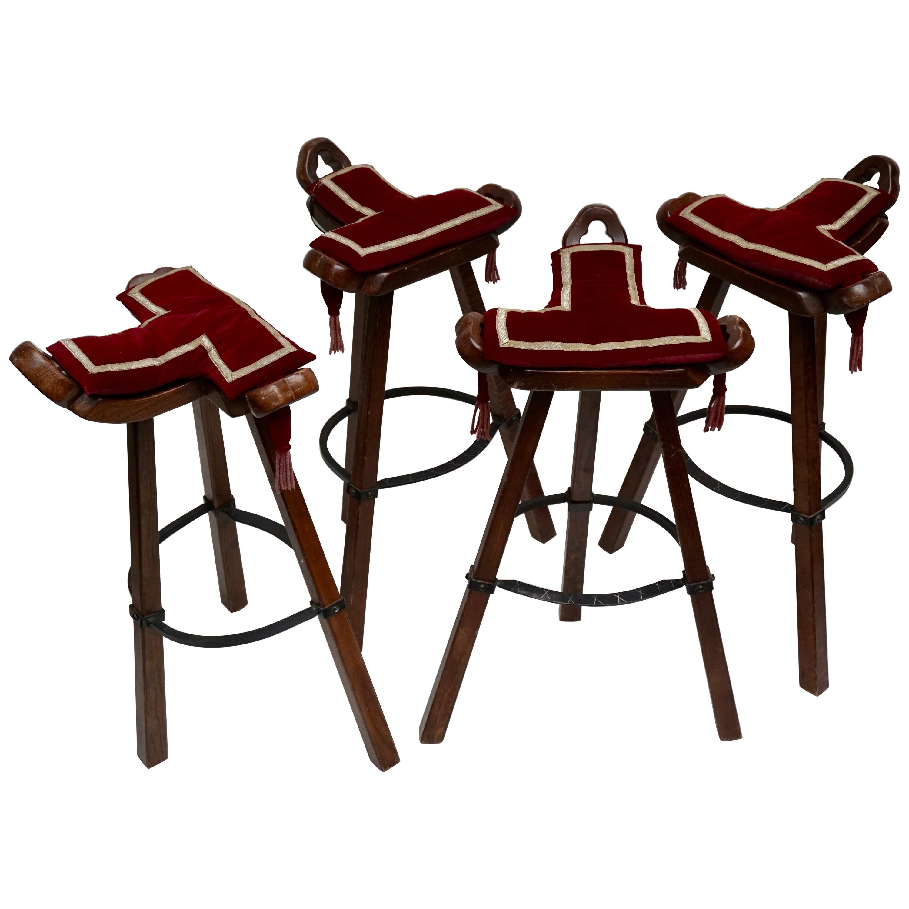 Lot de quatre tabourets de bar Brutalist Bull Marbella Light Brown en vente