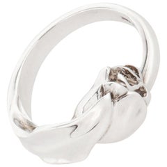 TIFFANY & CO c. 1984 Anillo esculpido de plata de ley con motivo de flor de tulipán envuelta