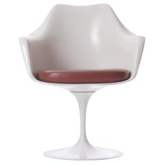 Tulip Armchair by Eero Saarinen