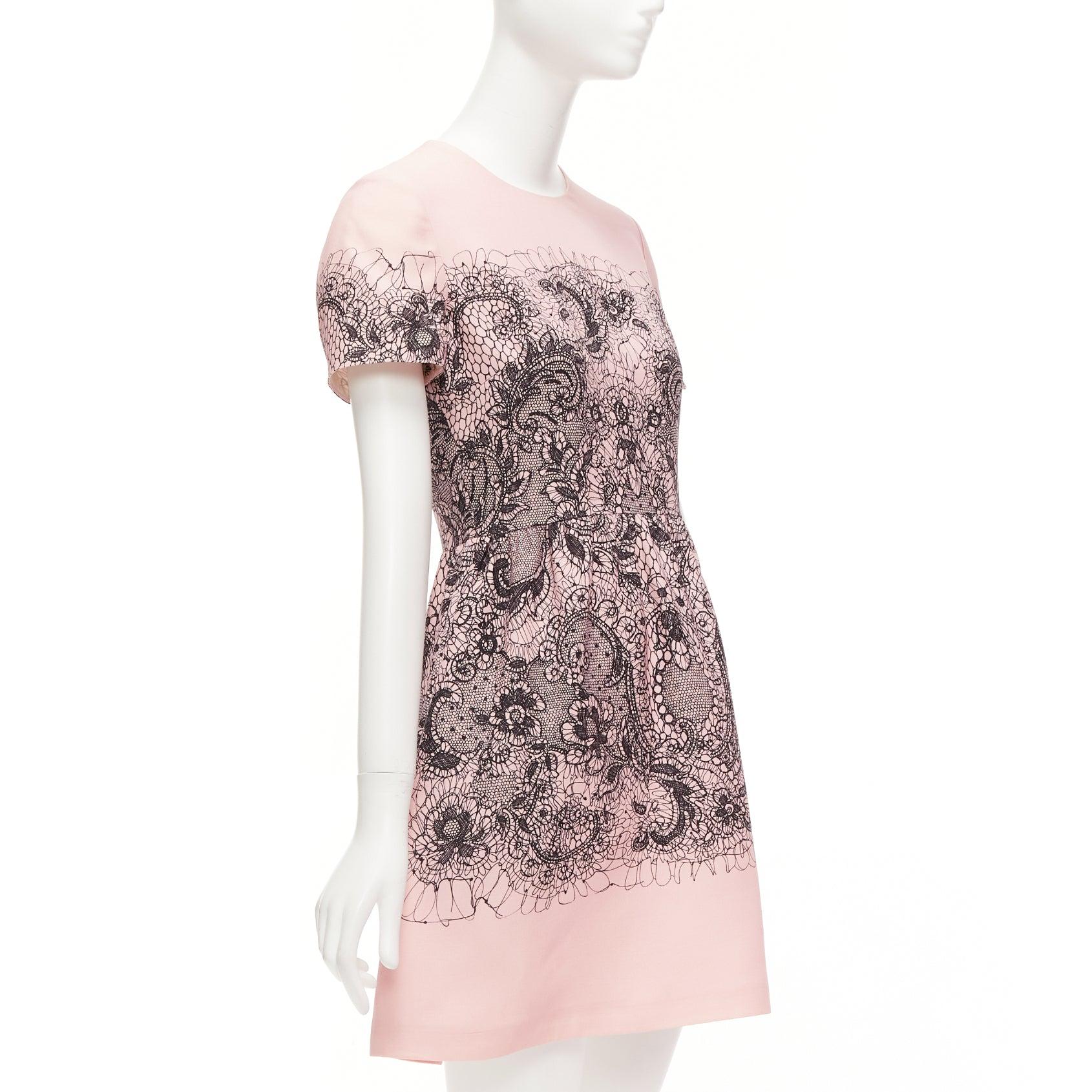 VALENTINO Rosa Schurwolle Seide Schwarz Scribble Spitze Tromp Loeil Kleid IT40 S (Beige) im Angebot