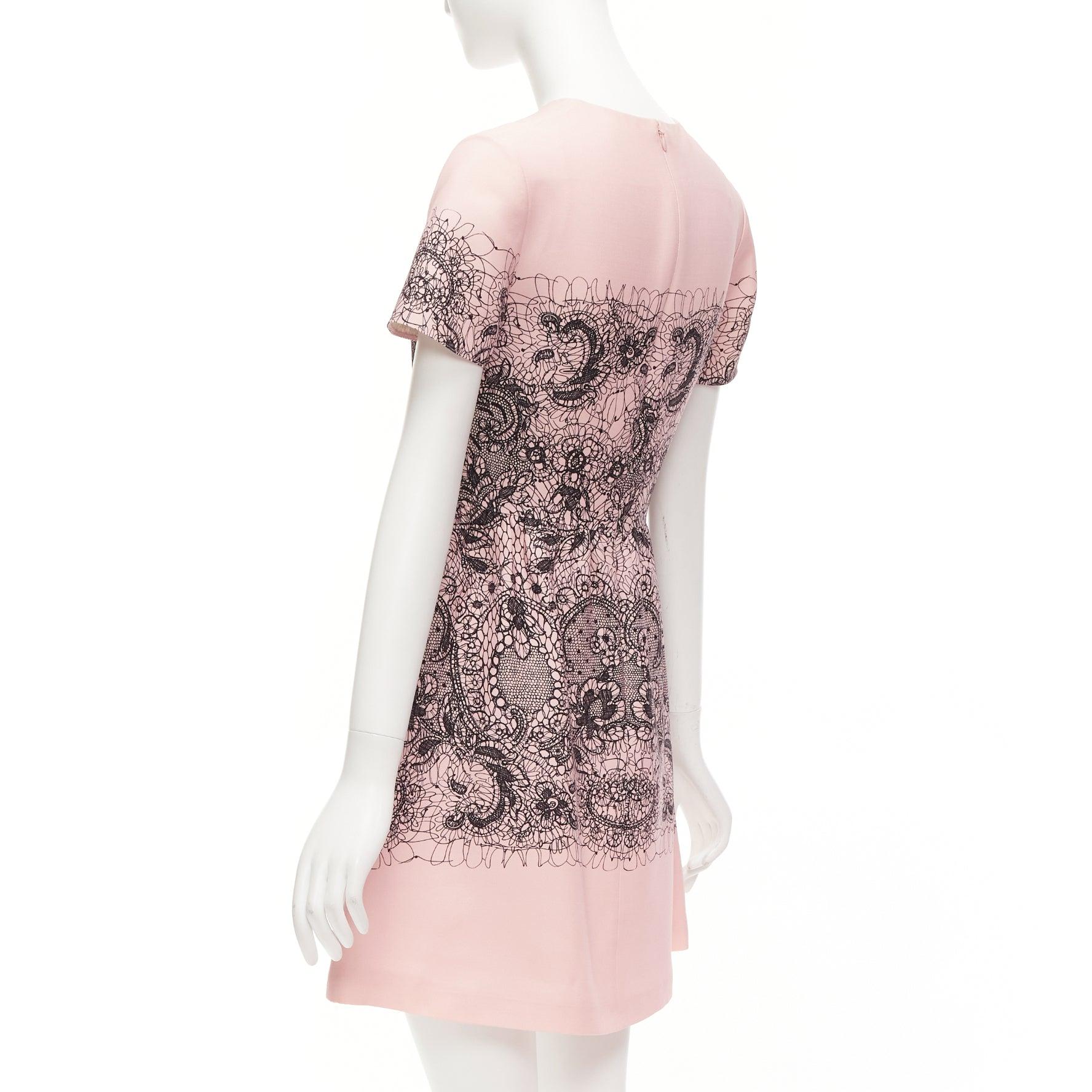 VALENTINO Rosa Schurwolle Seide Schwarz Scribble Spitze Tromp Loeil Kleid IT40 S im Angebot 2