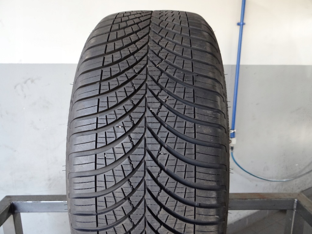 Goodyear Vector 4 Seasons Gen 3 suv 255/45/19 - 11097127943 - oficjalne ...