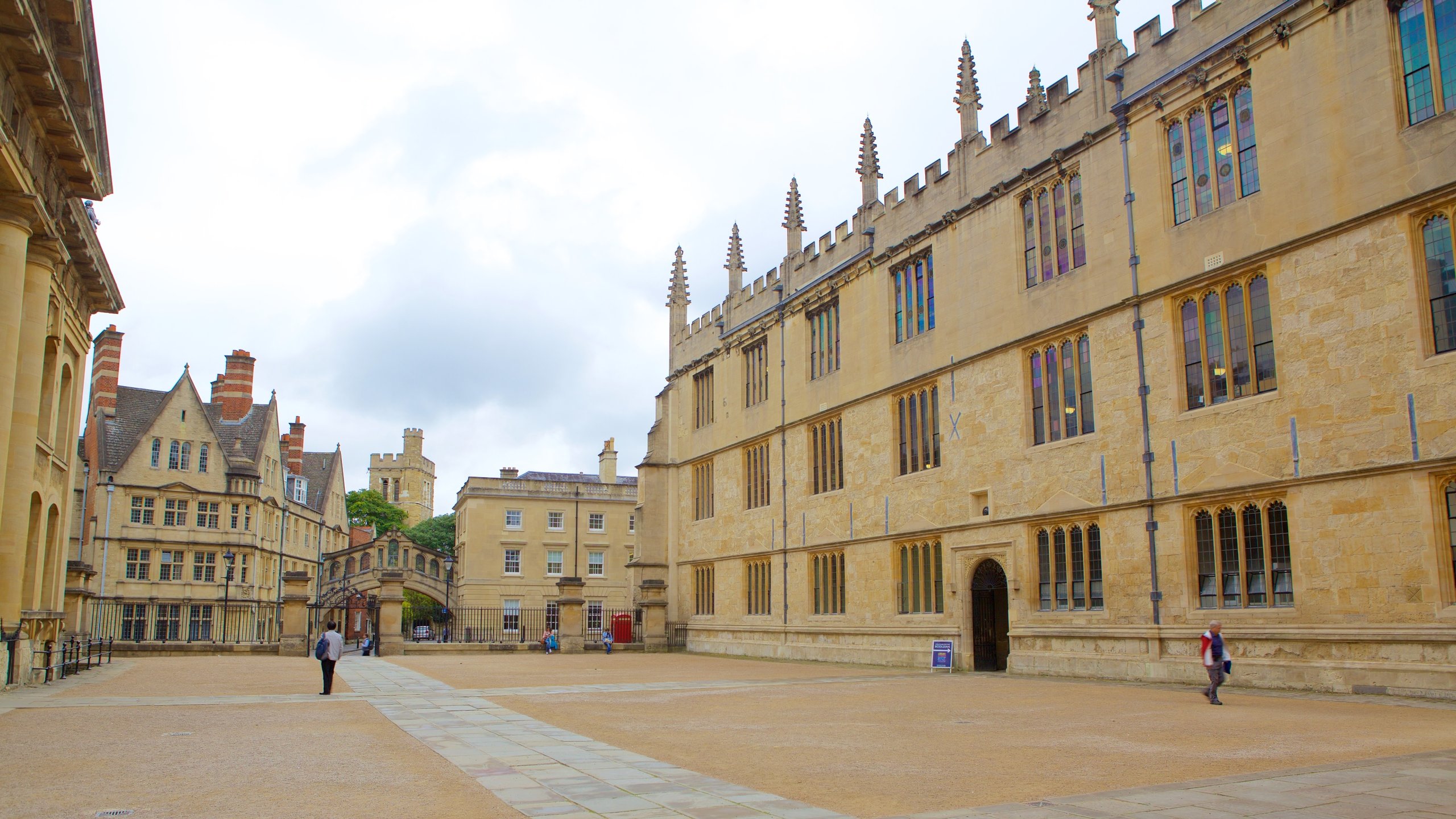 Bodleian Library which includes heritage elements, heritage architecture and a square or plaza