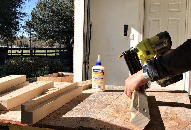 Build this easy DIY Christmas Tree Box Stand. Looks fantastic under your tree and stores your ornaments when you're ready to pack the tree away. #ChristmasTree #DIYFurniture #AbbottsAtHome #ChristmasTreeBox #ChristmasTreeStand #ChristmasTreeBoxStand